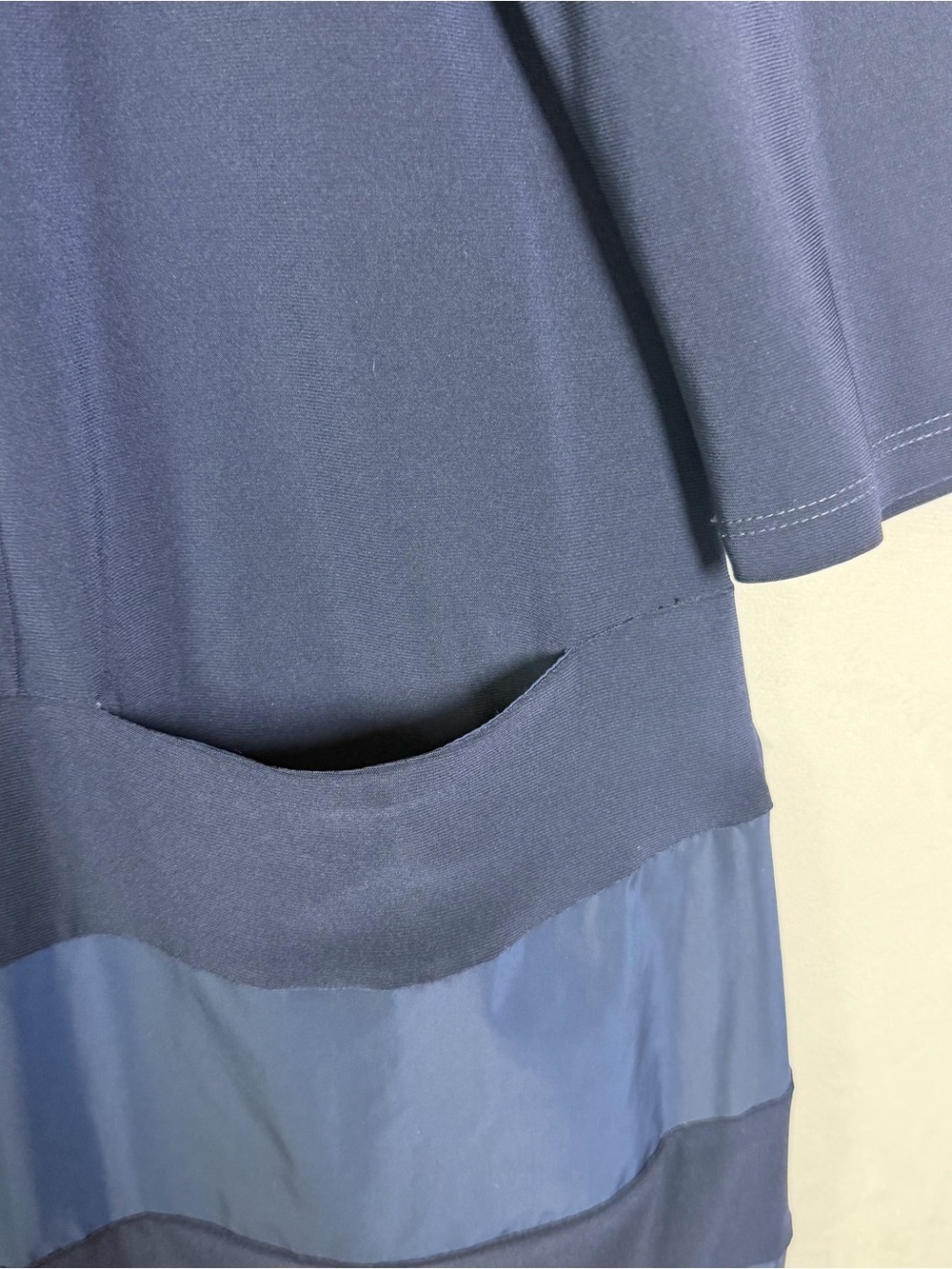 Joseph Ribkoff Women’s Navy Mixed Media Taffeta Bubble Hem Dress Sz 14 $240 NWT - Picture 4 of 11